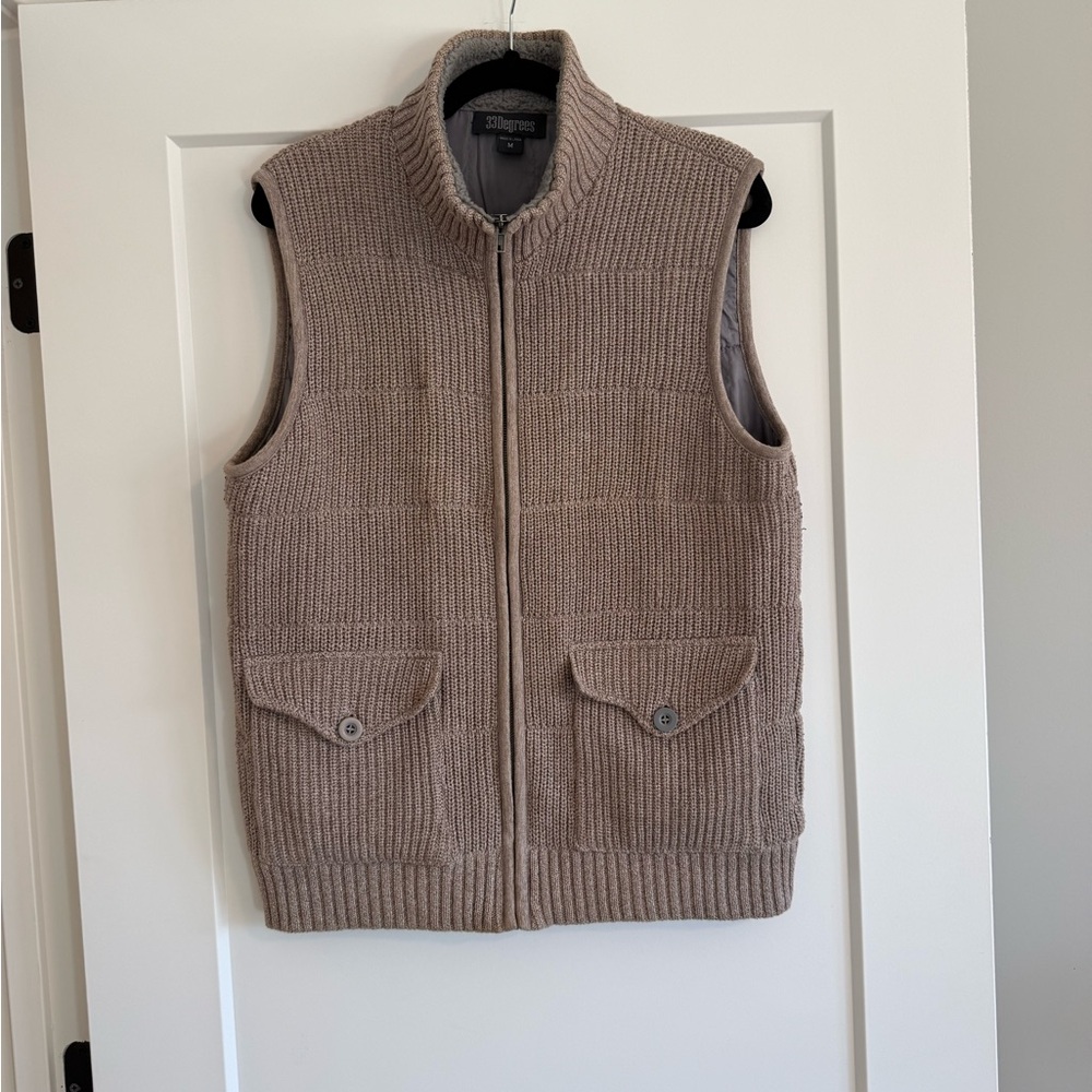 33 Degrees Men's Tan Knitted Vest size M